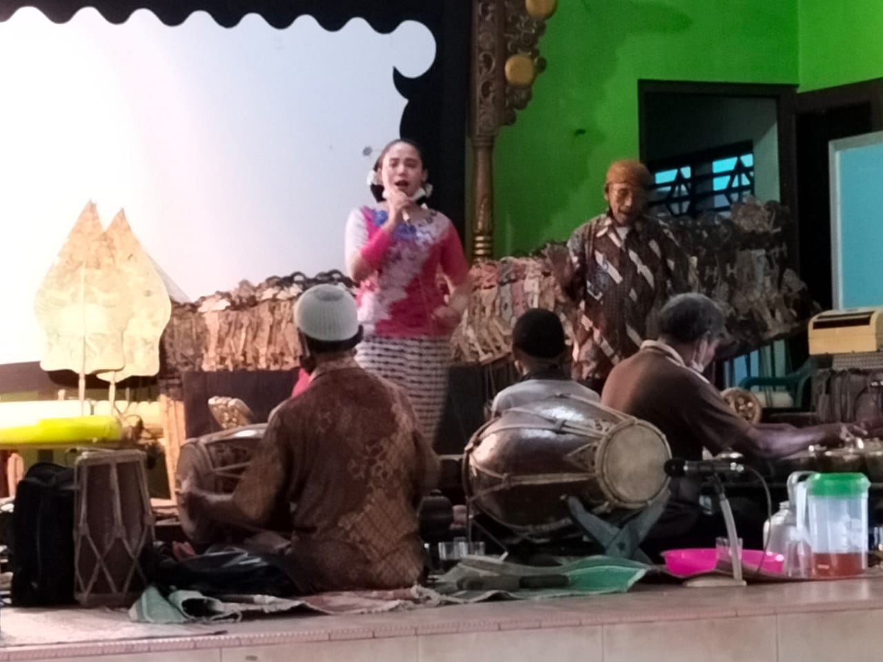 Pageleran wayang Kulit Seekah Bumi Desa Sekuro