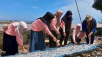 tingkatkan-kualitas-warga-jepara-pelatihan-pengolahan-ikan-asin-hqz