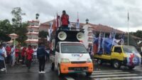 Buruh-Jepara-Desak-Pemkab-Tetapkan-UMSK~2
