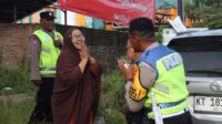 Tas pemudik tertinggal diamankan polisi di Rest Area Pemalang saat arus mudik Lebaran 2026