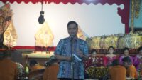 Pagelaran wayang kulit Wahyu Sandang Pangan di TPI Ujungbatu Jepara saat Lomban Syawalan 2026