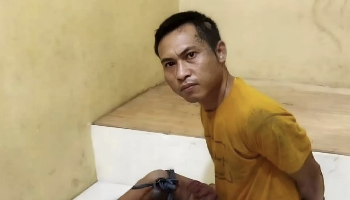 Pria diduga ODGJ bacok warga di Grobogan 29 Maret 2026 terekam CCTV