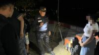 Polisi bubarkan pesta miras muda-mudi di Pantai Bandengan Jepara saat patroli dini hari