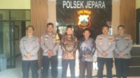 Program Polisi Pendidik di Jepara, Bhabinkamtibmas Polsek Jepara Kota mengajar siswa tentang anti bullying dan hukum